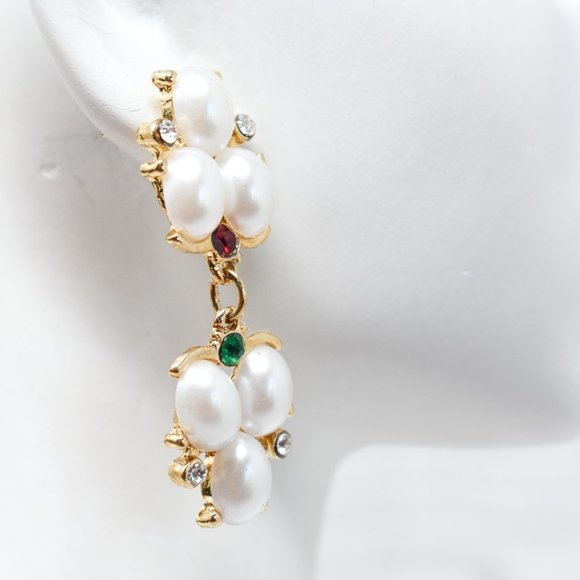 1.75" Drop Dangle Pearl Red/Green Earrings - Picture 4 of 12